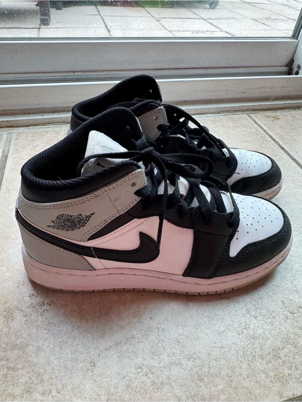 Big kids Jordan 1